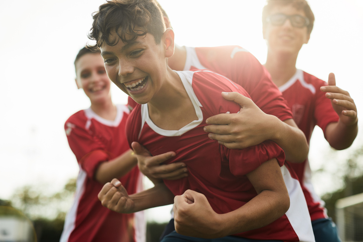 kids playing sports
